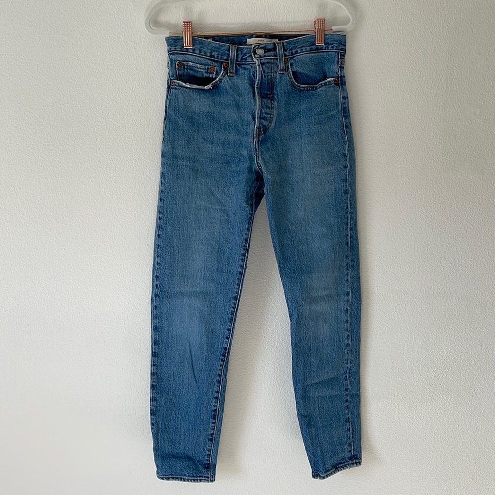 Levi’s Wedgie Jeans